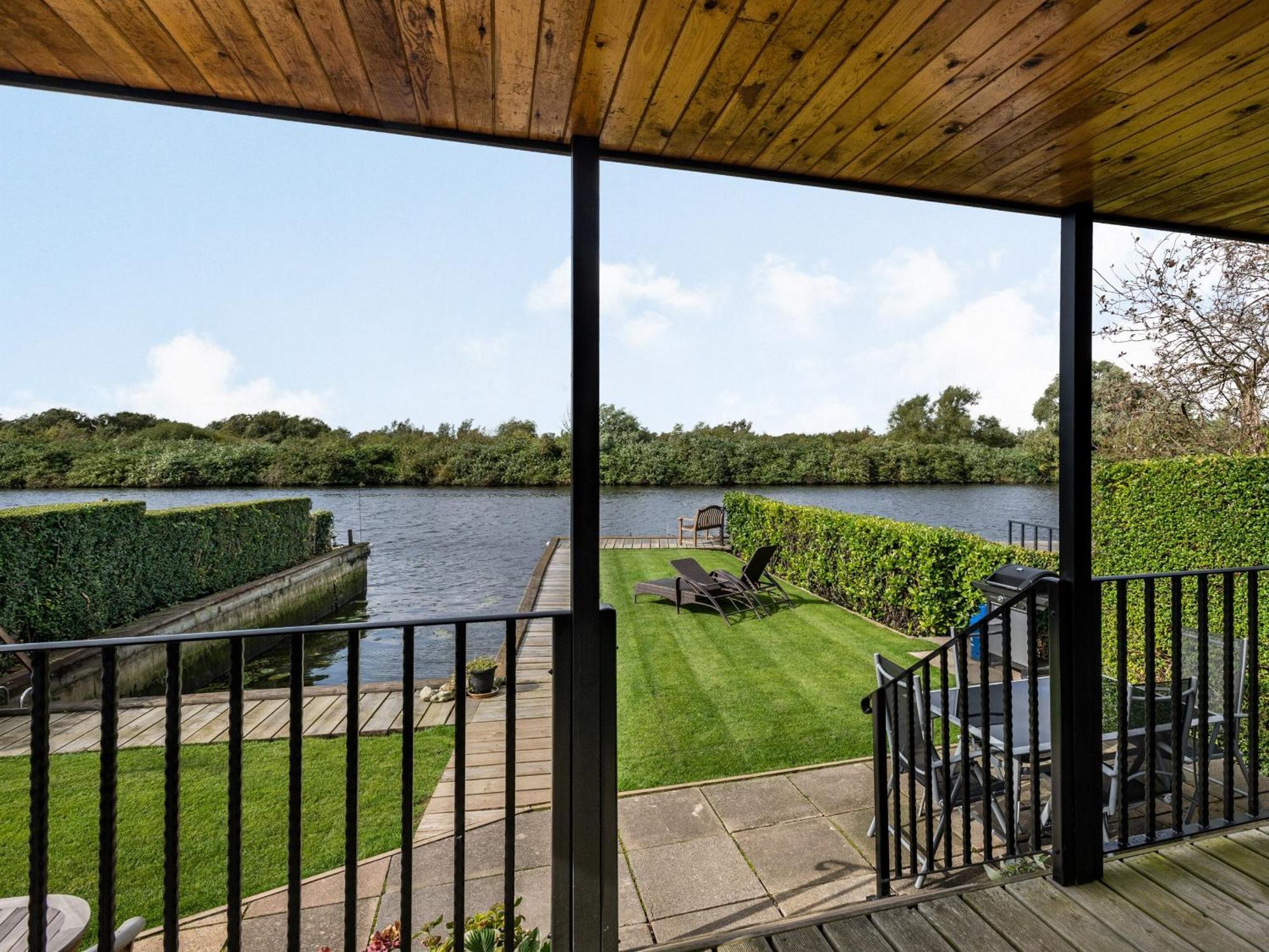 Sunset Lodge Brundall ภายนอก รูปภาพ